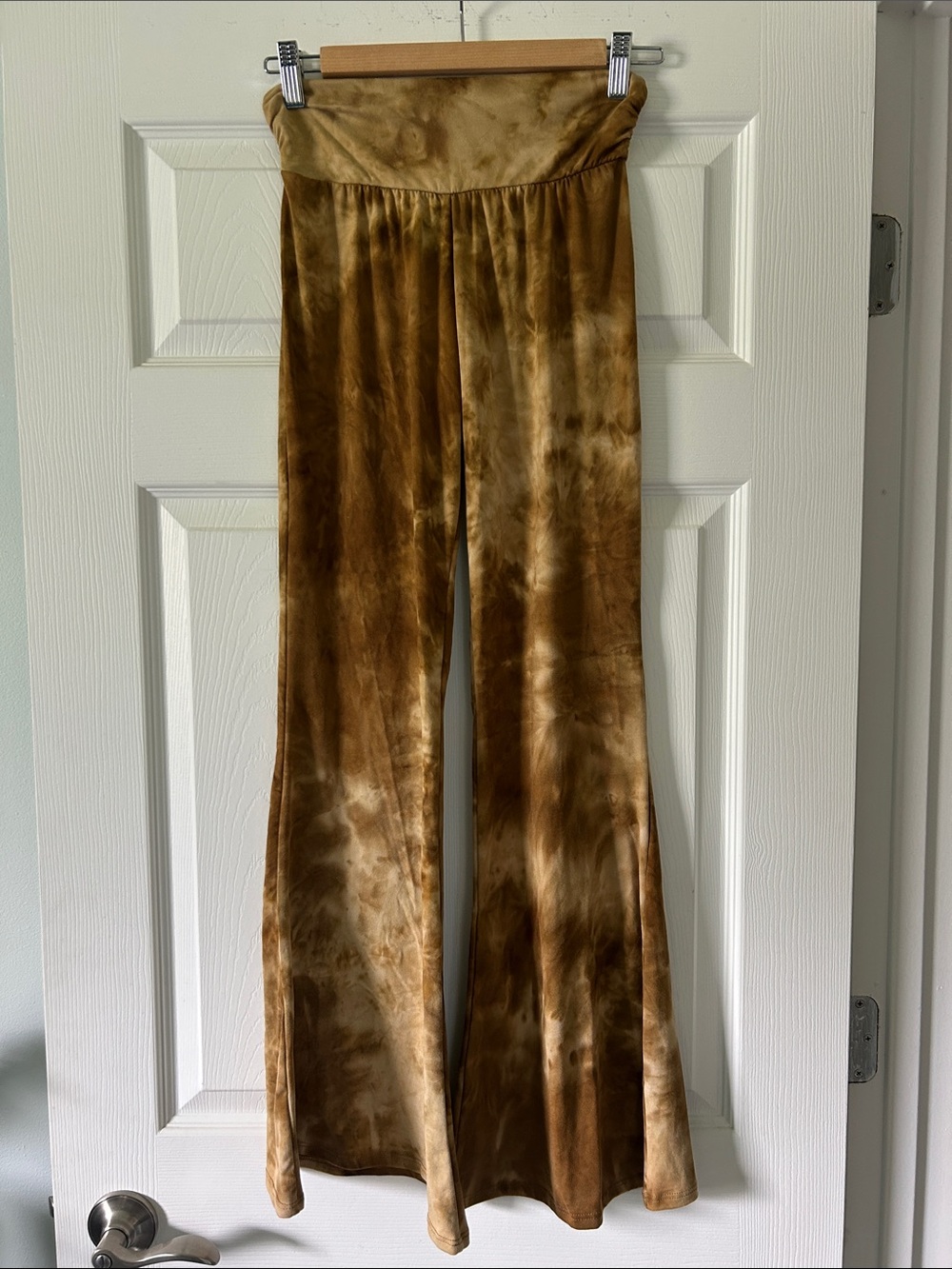EARTHBOUND Gold Flare Yoga Pants